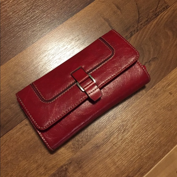 Red Wallet