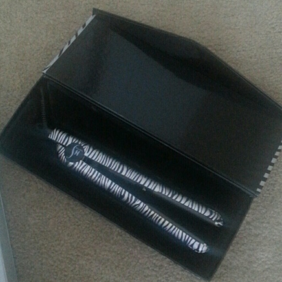 HerStyler Hair Straightener with 7 piece extension