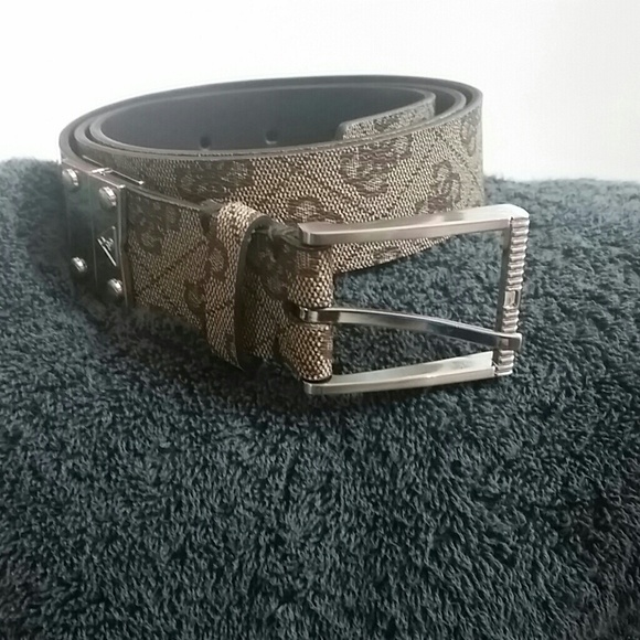 BRAND NEW MEN'S GUESS BELT