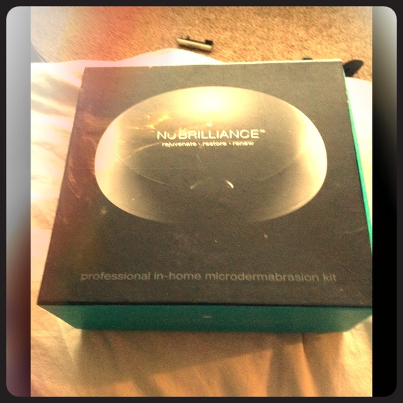NuBrilliance Microdermabrasion Kit