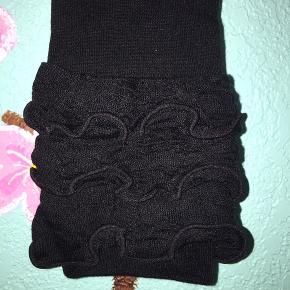 NWT ruffled over-the-knee sock