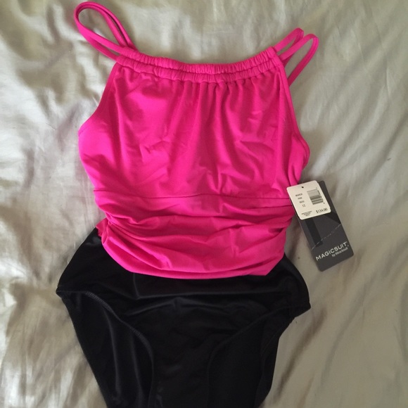 BNWT MiracleSuit
