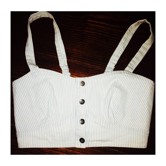 NEW! Nollie Crop Top