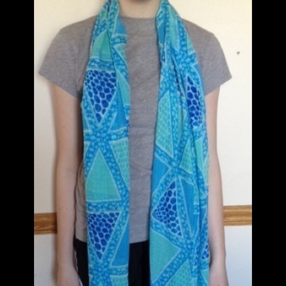 Blue/green Spring scarf