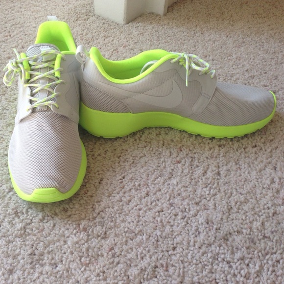 Nike Roshes