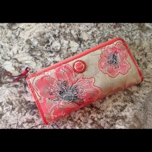 AUTHENTIC Coach Wallet!! 🎉🎉