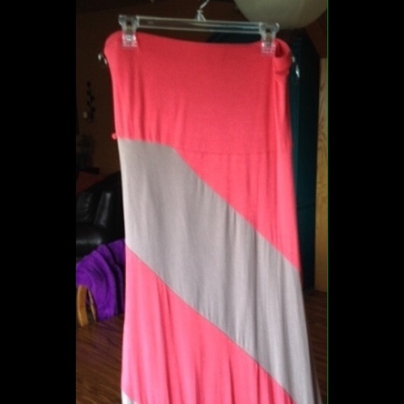 Maxi dress (coral/beige)