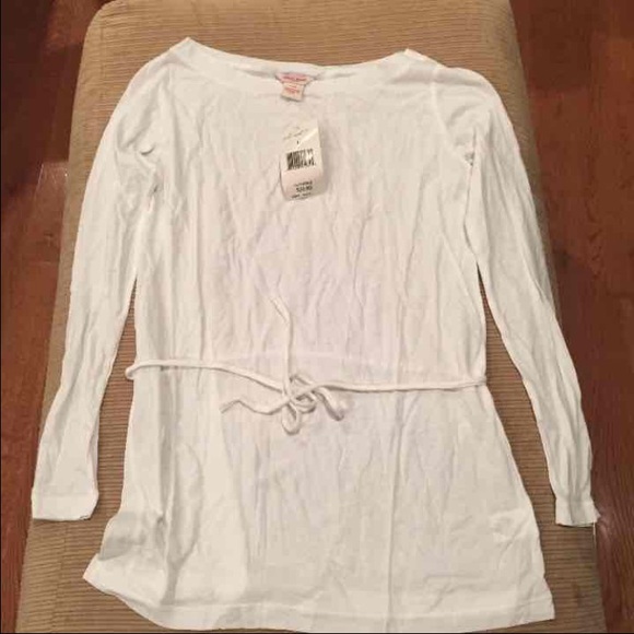 Guess top sz L