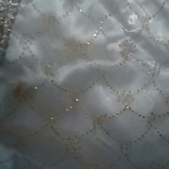 A costume - Picture 2 of 4