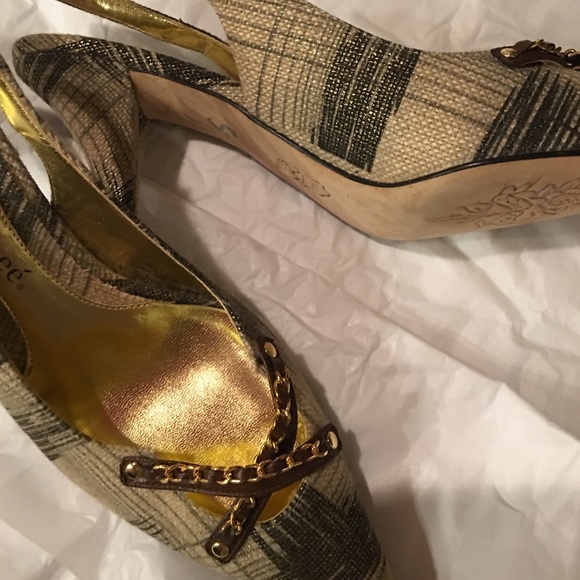 J .Renee Shoes - Sling back j. Renee shoes Host pick 🍾🍾🍾