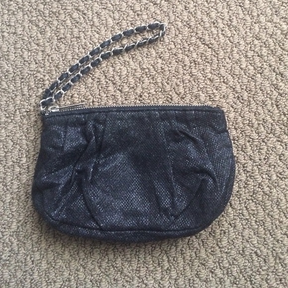Express wristlet