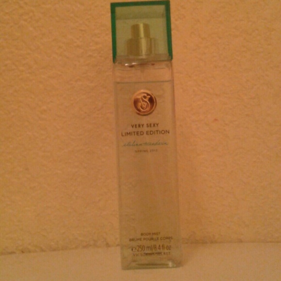 Victorias secret body mist