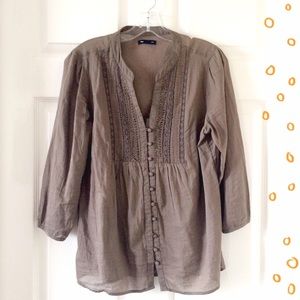 A GAP Beige Tunic Blouse~Size Medium~EUC~