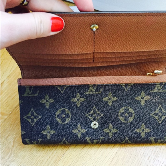 Wallet - Picture 4 of 4