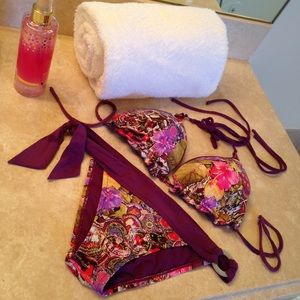 Reversible triangle bathing suit / swimsuit