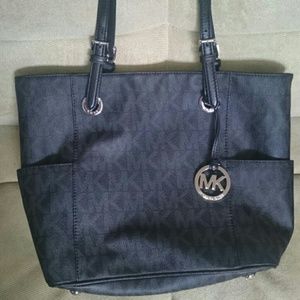 Authentic michael kors purse
