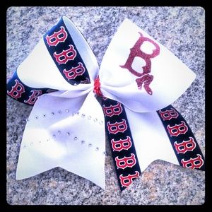 Price cut today only Boston Red Sox cheer bow