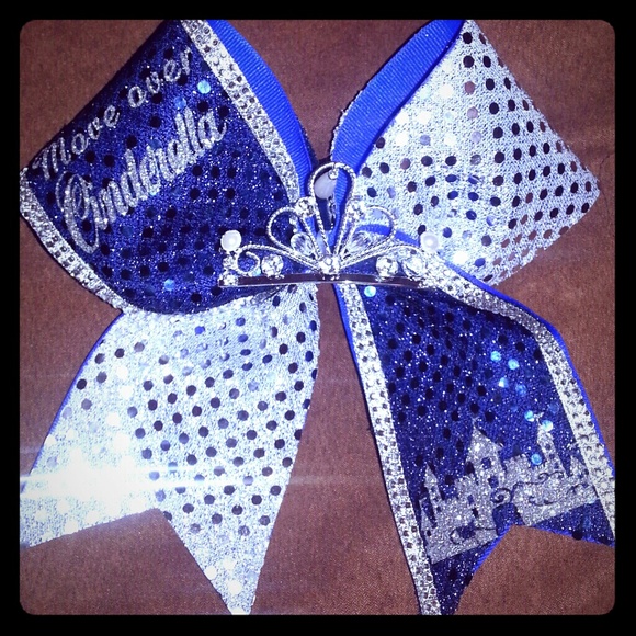 Made to order Cinderella cheer bow