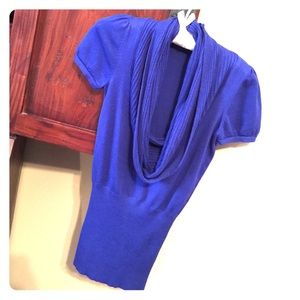 Blue short sleeved knit sweater - Size S