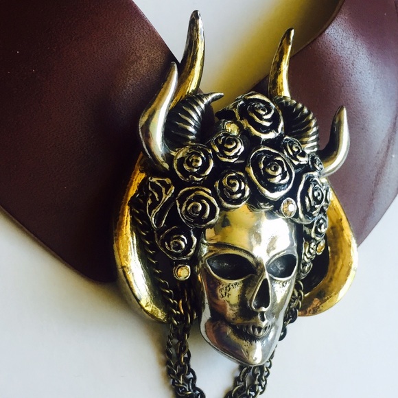 ️SOLD! Mythical Grecian Leather Choker - Picture 2 of 4