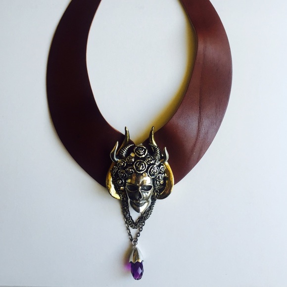 ️SOLD! Mythical Grecian Leather Choker - Picture 3 of 4