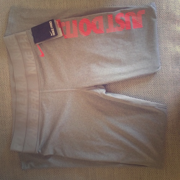 Nike Pro leggings. Full length leggings