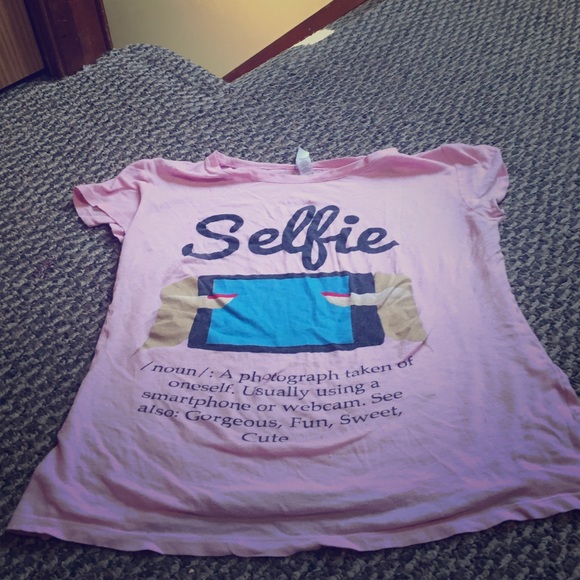 Pink Selfie shirt
