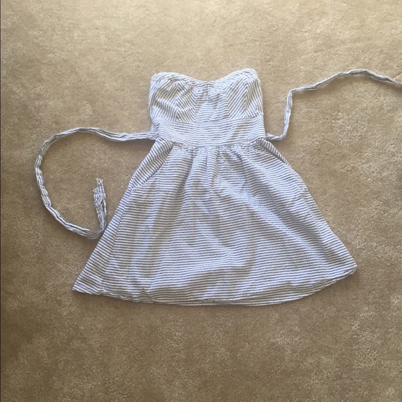 Seersucker strapless dress