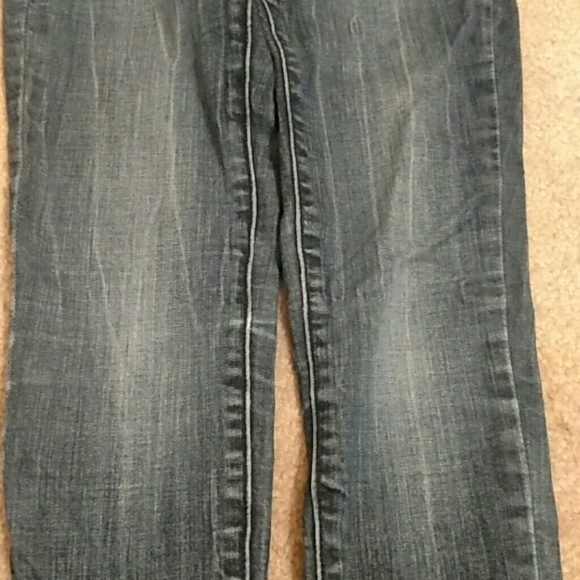 Dark Washes Levi's Jeans! - Picture 2 of 4