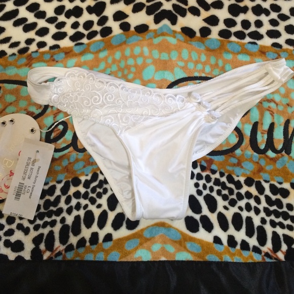 Beach Bunny Big Girls Don't Cry Bottom L