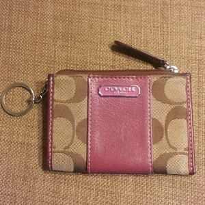 Signature Coach keychain card holder