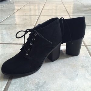Brand suede new ankle cut boots