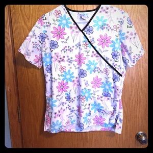Floral scrub Top