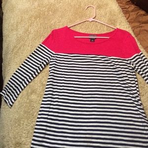 ✨SOLD✨ Maternity top