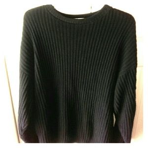 Black oversized comfy sweater