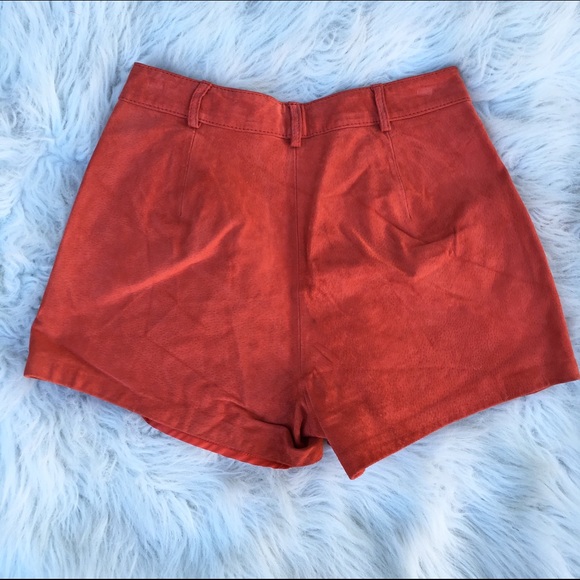 🔴Sold in bundle|I love h81 leather shorts - Picture 3 of 4