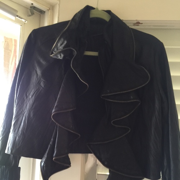 Blk leather cropped jacket - Picture 1 of 1