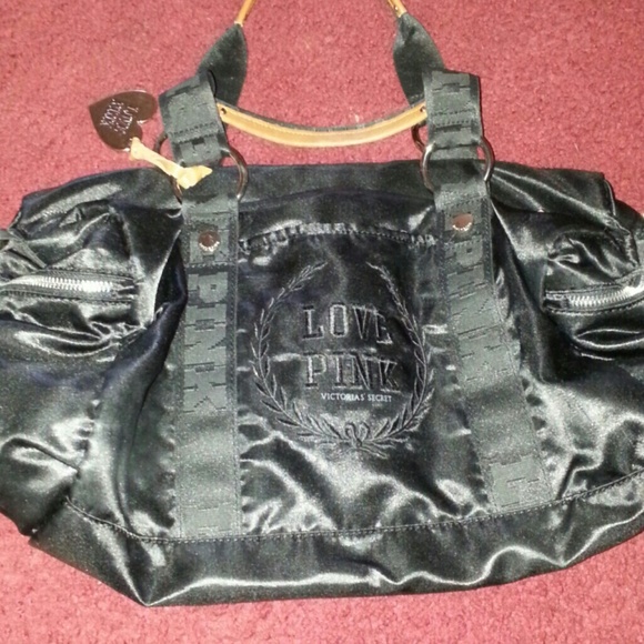 Pink purse or small gym bag