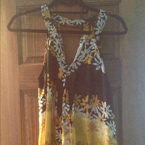 Dvf yellow with black top