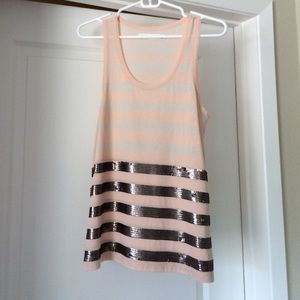 Sequin tank