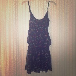 Navy & floral pocket dress!