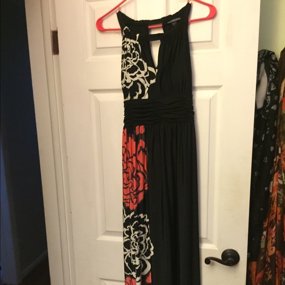 Summer Dress - Picture 1 of 3
