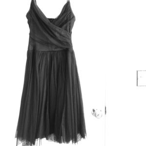 Beautiful elegant flowing black dress ♠️♣️