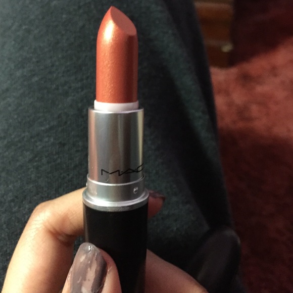 Mac lip stick