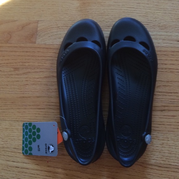 Black Croc Flats