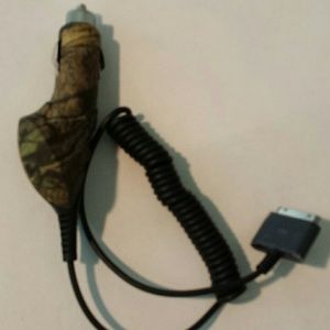 IPHONE/iPOD Car Charger - Camo