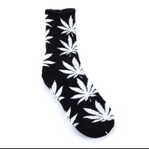 Black and white HUF socks