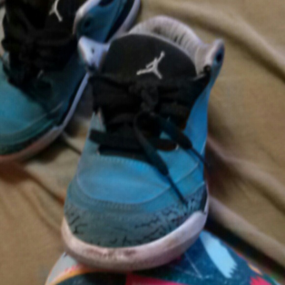 Jordan 3's - Picture 3 of 3