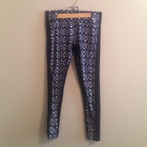 Geo PINK Ultimate Yoga Pants