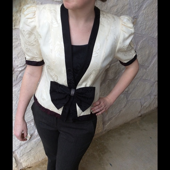 White Rose Print Vintage Blazer with Bow